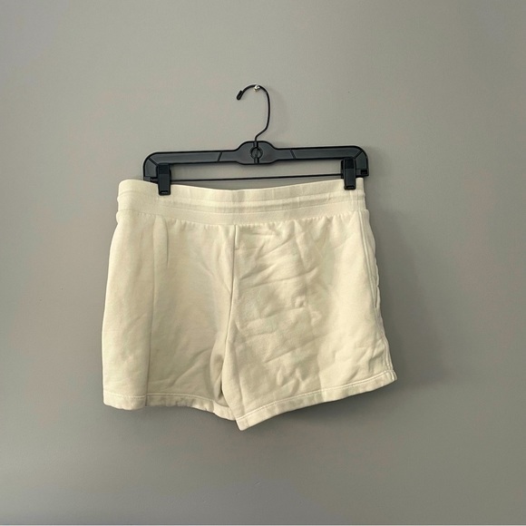 Goodthreads Women's Heritage Fleece Drawstring Shorts in Cream—Size S & M NWT - Picture 3 of 6